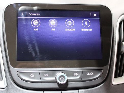 Used 2024 Chevrolet Malibu LT image 38