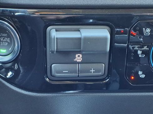 New 2026 Chevrolet Silverado 1500 LTZ w/ LTZ Premium Texas Edition AWD/4WD image 15