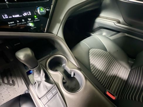 Used 2023 Toyota Camry SE image 25