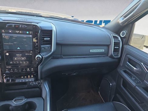 Used 2024 RAM 3500 Laramie w/ Night Edition image 10
