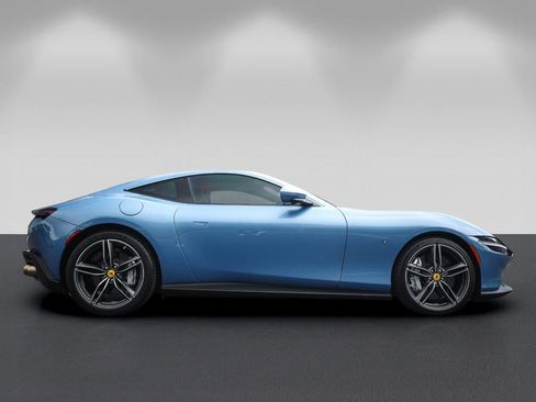 Certified 2023 Ferrari Roma RWD image 2