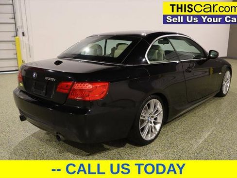 Used 2011 BMW 335i Convertible image 7
