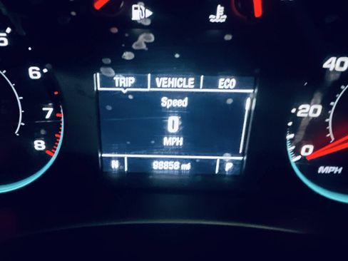 Used 2020 Chevrolet Malibu LT FWD image 36