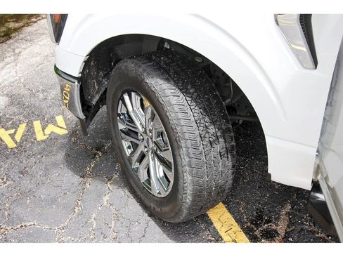Used 2024 Ford F150 Lariat w/ FX4 Off-Road Package AWD/4WD image 30