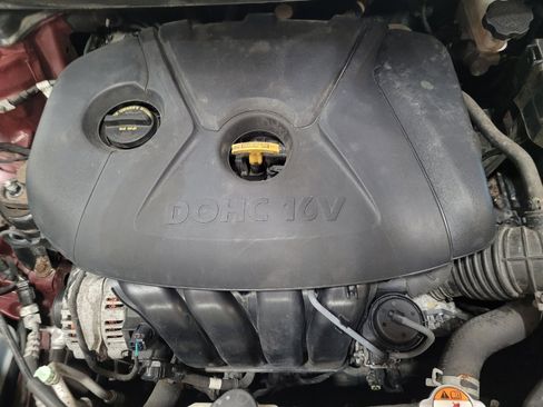 Used 2016 Hyundai Elantra SE FWD image 30