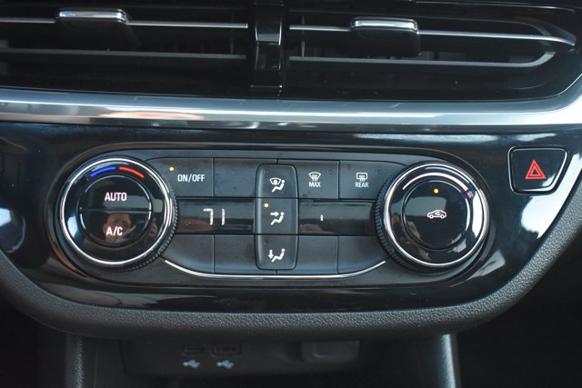 Used 2024 Buick Envista Sport Touring w/ Experience Buick Package FWD image 26