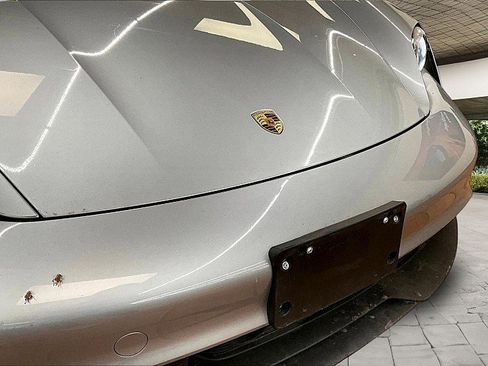 Used 2021 Porsche Taycan 4S w/ Premium Package image 26