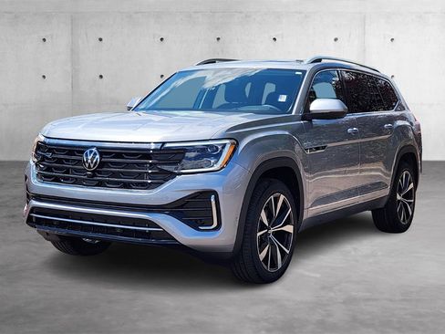 New 2025 Volkswagen Atlas SEL Premium R-Line image 24