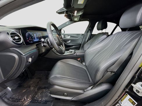 Used 2020 Mercedes-Benz E 450 4MATIC Sedan w/ Parking Assistance Package image 22