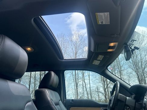 Used 2011 Ford F150 Lariat w/ Max Trailer Tow Pkg image 22