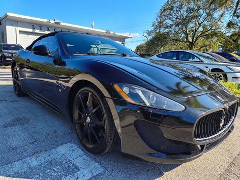 Used 2015 Maserati GranTurismo Sport image 32