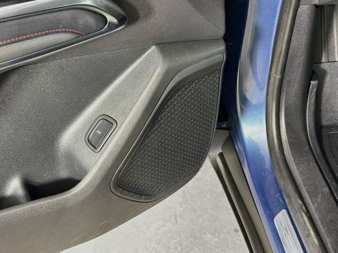 Used 2025 Chevrolet Traverse Z71 w/ LPO, Floor Liner Package AWD/4WD image 18