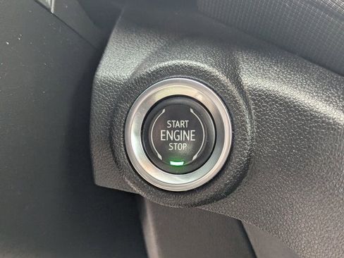 Used 2021 Chevrolet TrailBlazer LT image 16