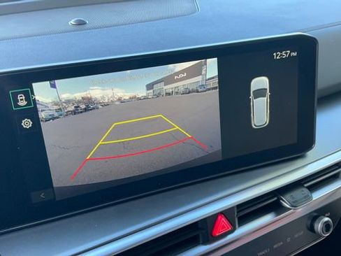 Certified 2025 Kia Sorento EX w/ EX Panoramic Sunroof Package image 23