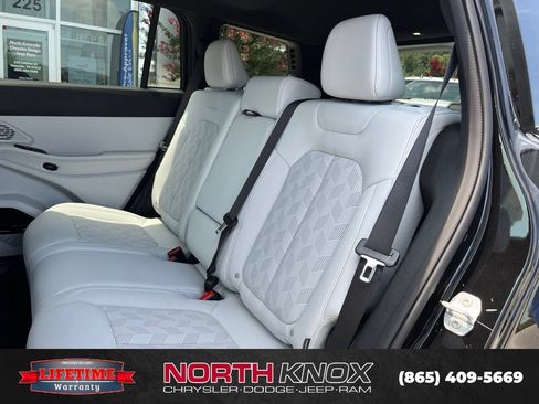 New 2026 Jeep Cherokee Overland w/ Advanced Pro Tech Group AWD/4WD image 15