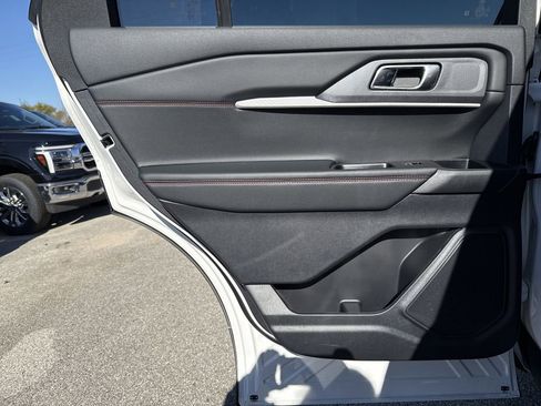 New 2025 Ford Explorer ST-Line w/ Premium Package image 22