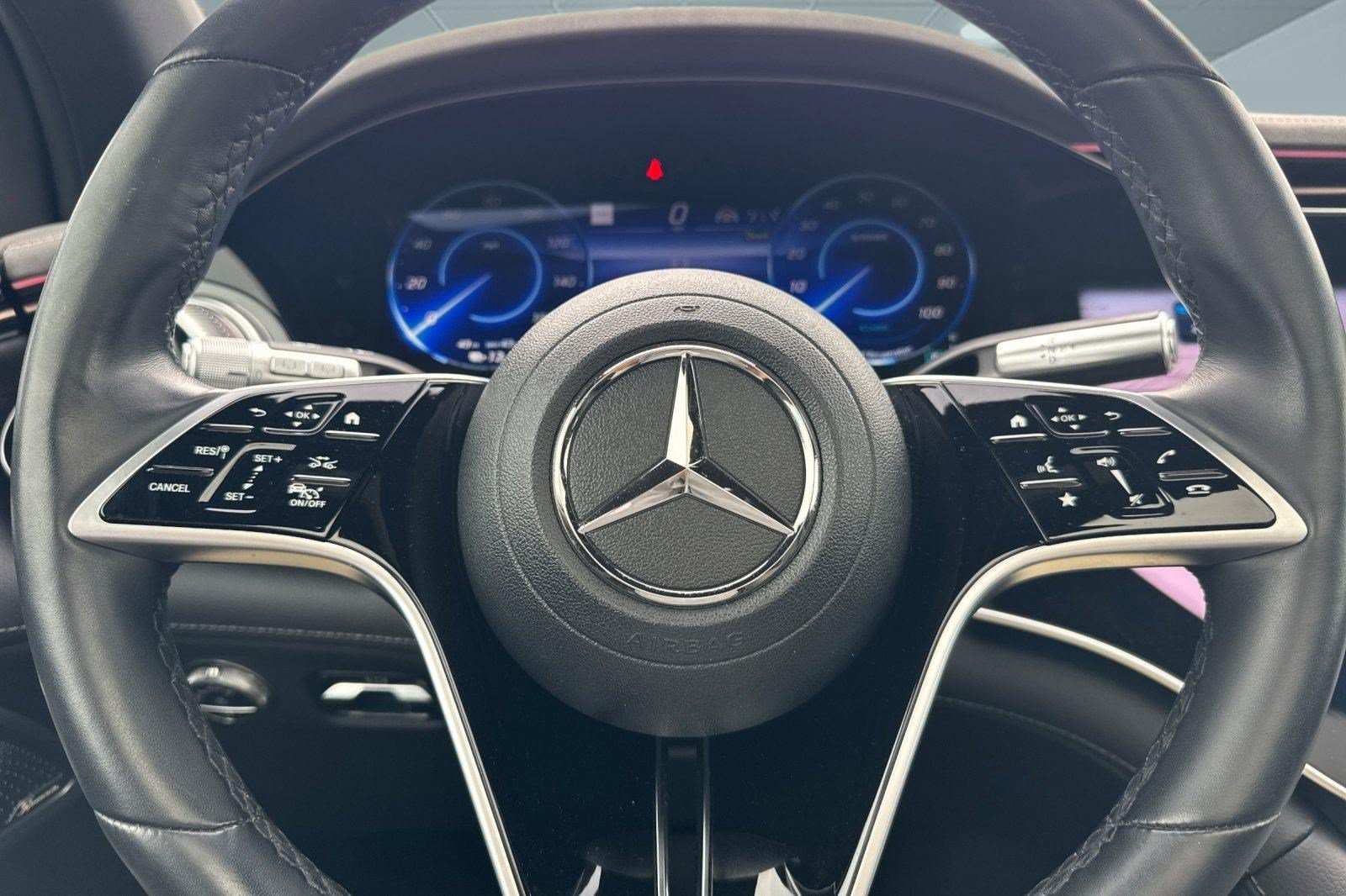 Certified 2023 Mercedes-Benz EQS 580 4MATIC SUV image 11