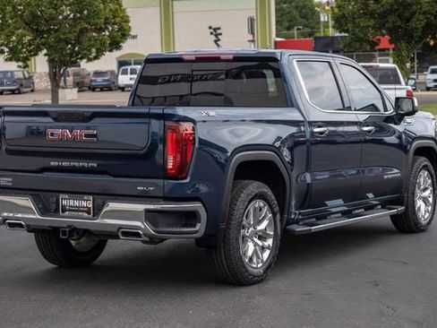 Used 2021 GMC Sierra 1500 SLT w/ SLT Convenience Package AWD/4WD image 46