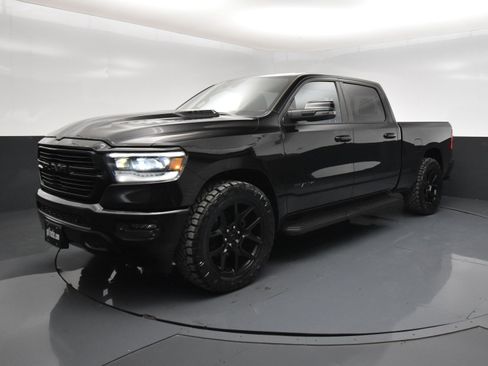 Used 2023 RAM 1500 Laramie AWD/4WD image 2