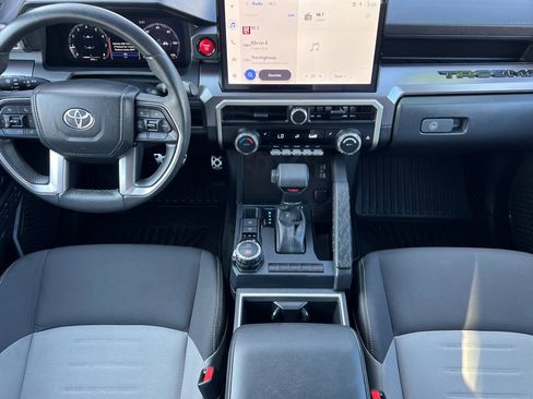 Certified 2025 Toyota Tacoma TRD Sport image 10
