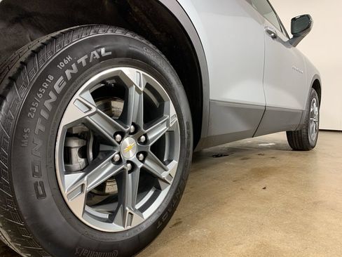 Used 2023 Chevrolet Blazer LT AWD/4WD image 9