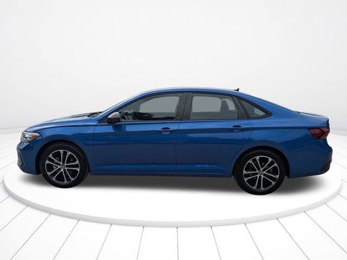 Used 2024 Volkswagen Jetta Sport FWD image 7