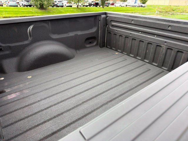 Used 2013 Ford F150 Lariat w/ Lariat Chrome Pkg AWD/4WD image 30