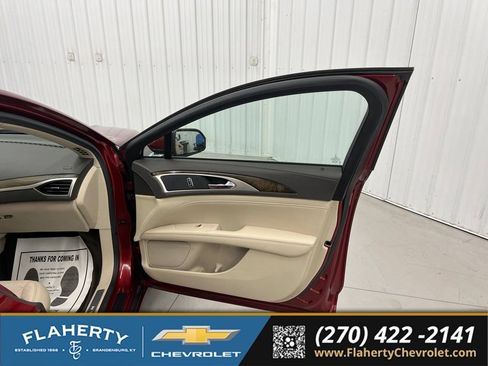 Used 2017 Lincoln MKZ Reserve w/ Technology Package AWD/4WD image 14