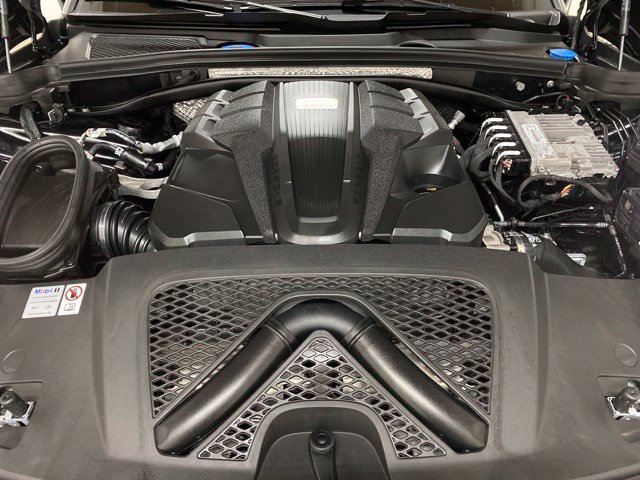 Used 2024 Porsche Macan S AWD/4WD image 99