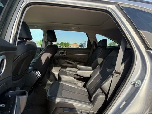 Used 2021 Kia Sorento SX AWD/4WD image 18