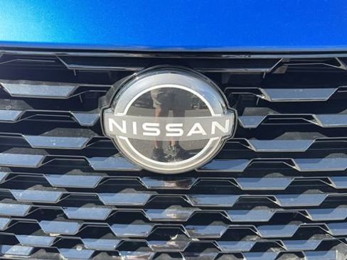 Used 2025 Nissan Altima 2.5 SV FWD image 27