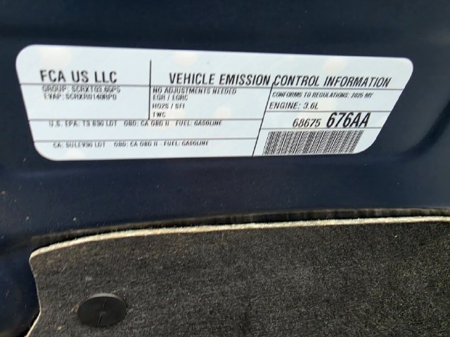 Used 2025 Chrysler Pacifica Pinnacle FWD image 26