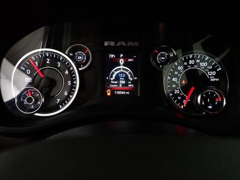 Used 2020 RAM 2500 Big Horn w/ Level 1 Equipment Group AWD/4WD image 22