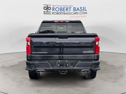 Used 2023 Chevrolet Silverado 1500 High Country w/ High Country Premium Package image 4