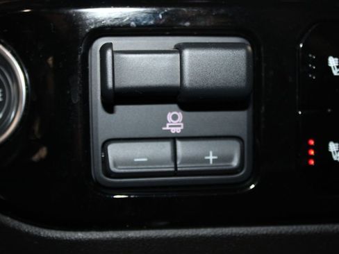 Used 2023 Chevrolet Silverado 1500 RST image 41