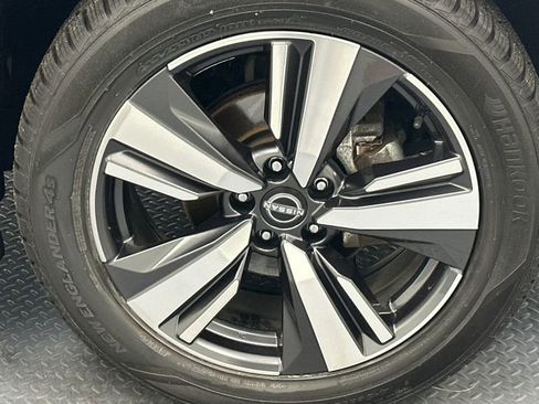 Certified 2023 Nissan Rogue Platinum w/ Platinum Premium Package image 21