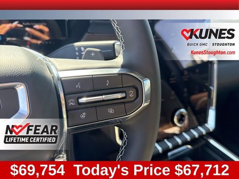 New 2026 GMC Acadia Denali Ultimate w/ LPO, Floor Liner Package AWD/4WD image 32