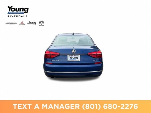 Used 2016 Volkswagen Passat 1.8T SE FWD image 4