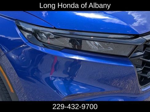 Used 2023 Honda CR-V Sport Touring image 4