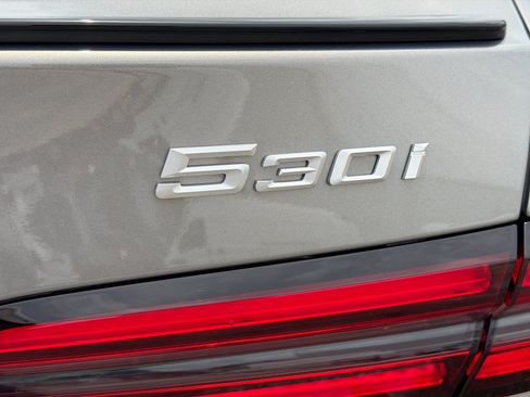 New 2027 BMW 530i w/ M Sport Package RWD image 11