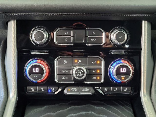 Used 2022 GMC Yukon Denali w/ Denali Premium Package AWD/4WD image 21