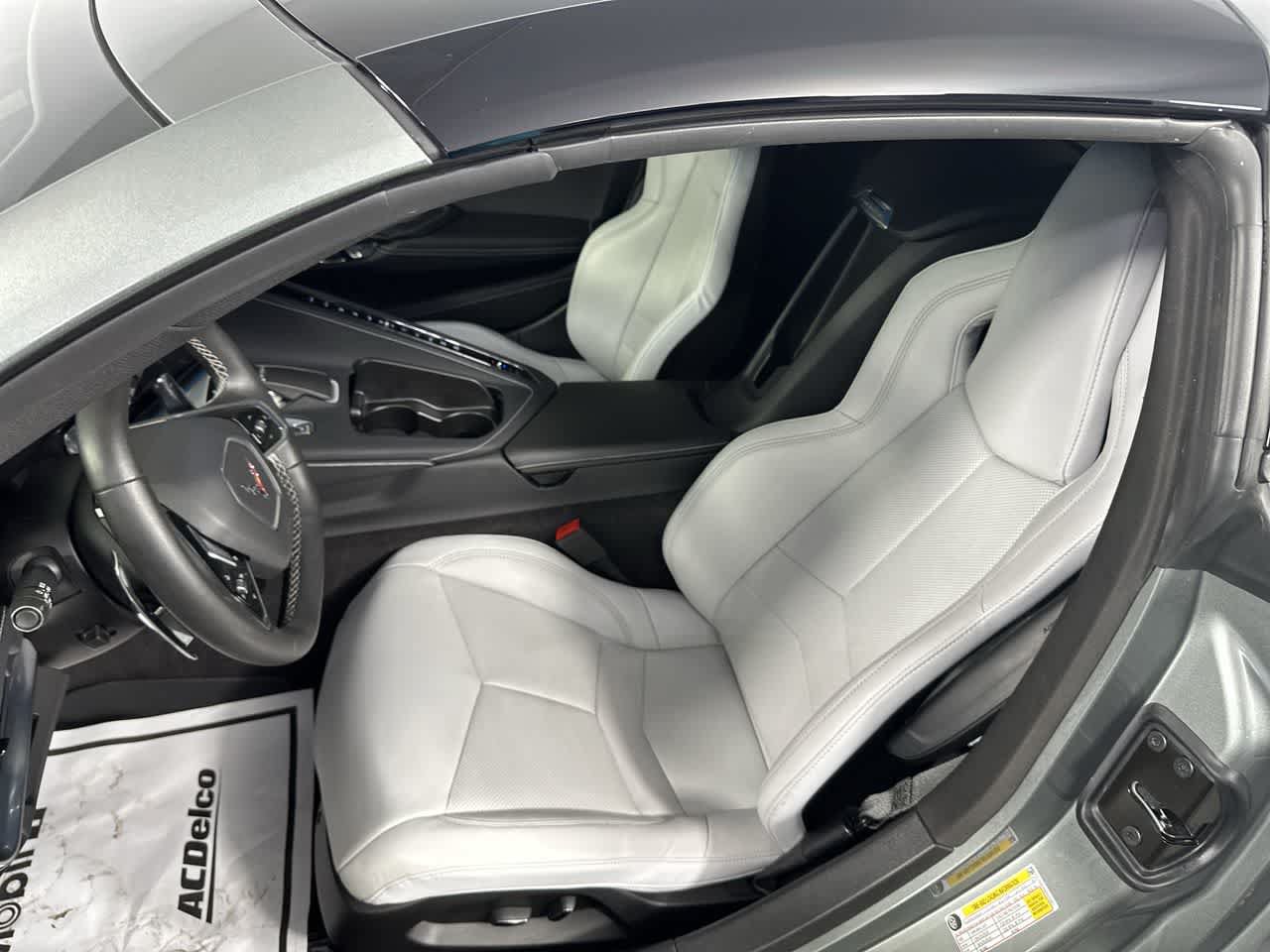 Used 2024 Chevrolet Corvette Stingray Coupe w/ 1LT RWD image 9