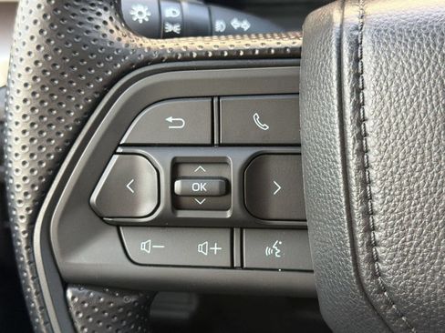 Used 2026 Toyota Tacoma SR5 AWD/4WD image 17