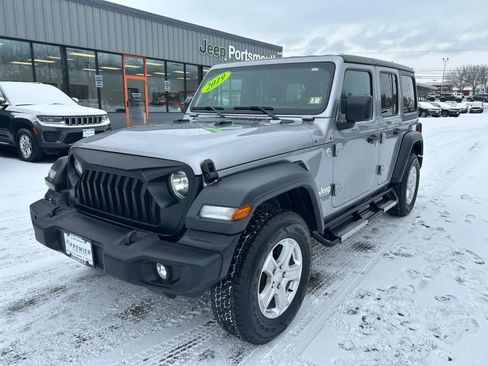 Used 2019 Jeep Wrangler Unlimited Sport S image 14