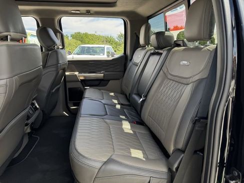 Used 2025 Ford F350 Platinum w/ Platinum Plus Package AWD/4WD image 32