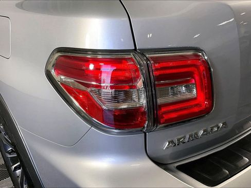 Used 2018 Nissan Armada SL w/ Premium Package image 35