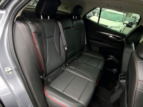 Used 2022 Buick Envision Essence w/ Technology Package II image 19