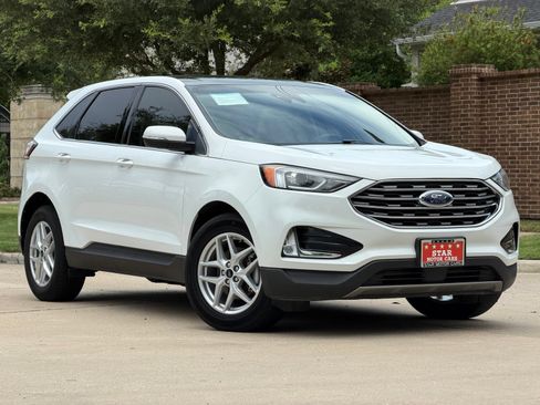 Used 2020 Ford Edge SEL w/ Cold Weather Package FWD image 1
