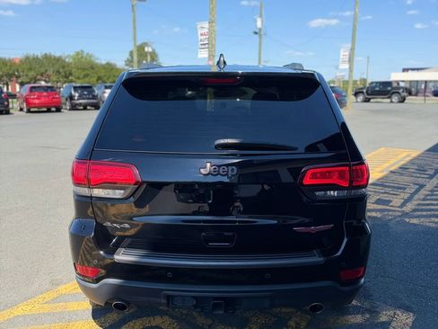Used 2020 Jeep Grand Cherokee Trailhawk AWD/4WD image 5