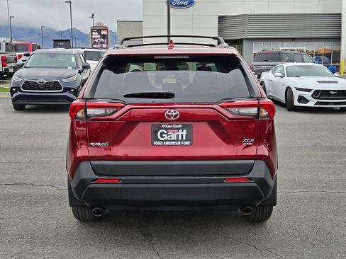 Used 2023 Toyota RAV4 XLE image 7
